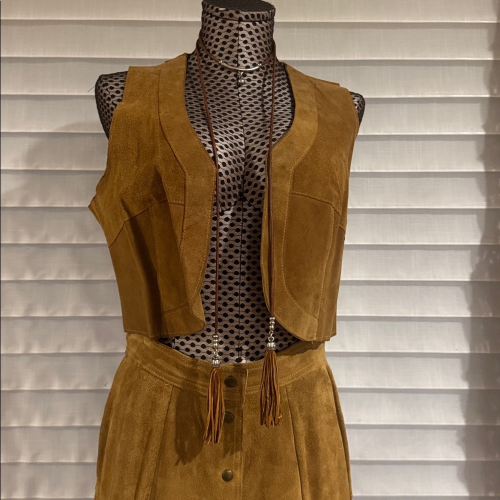 VINTAGE 70's western boho suede vest and midi skirt set - Picture 11 of 11